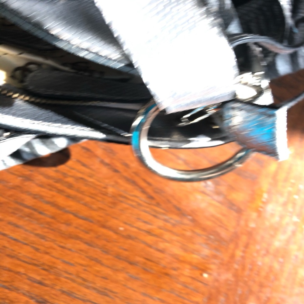 Super styling GUESS handbag - Picture 7 of 8
